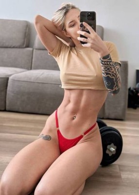 Проститутка Соня